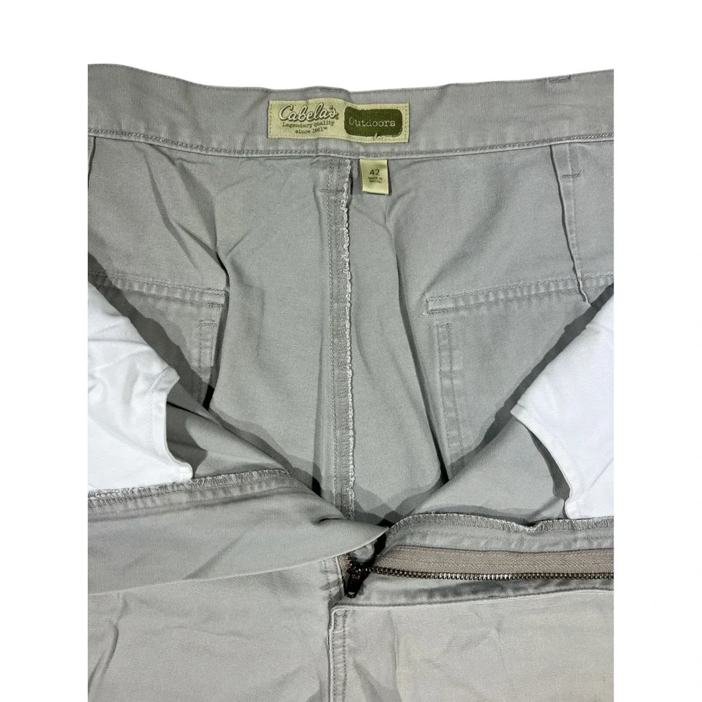 Cabela's Outdoors Mens Cargo Shorts Size 42 Beige‎ Casual Everyday Utility